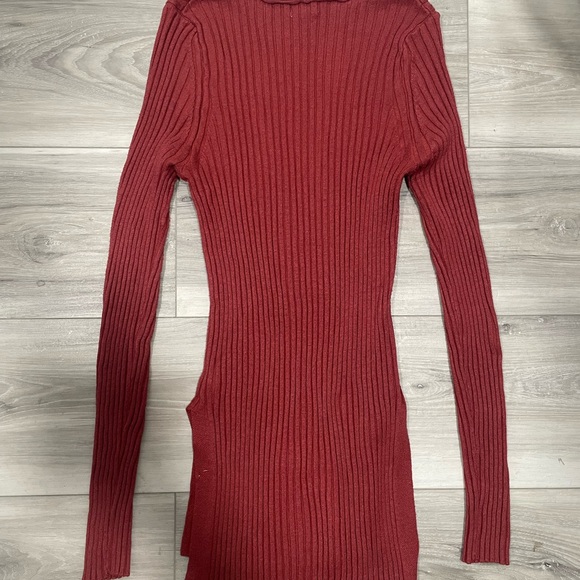 Ambiance Deep Red Ribbed V-Neck Sweater - Picture 4 of 4